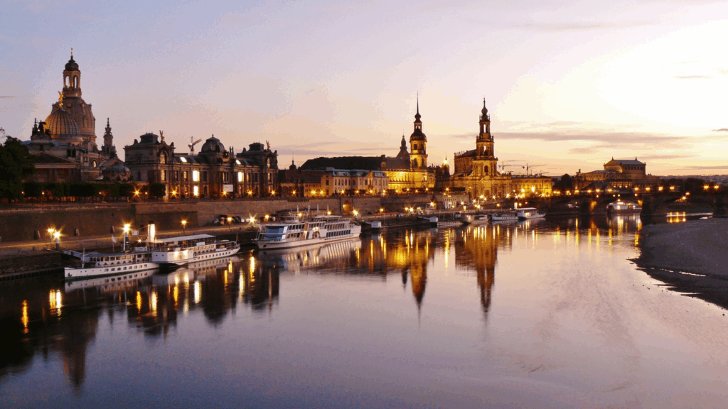 Sachsen mit Kind und Hund