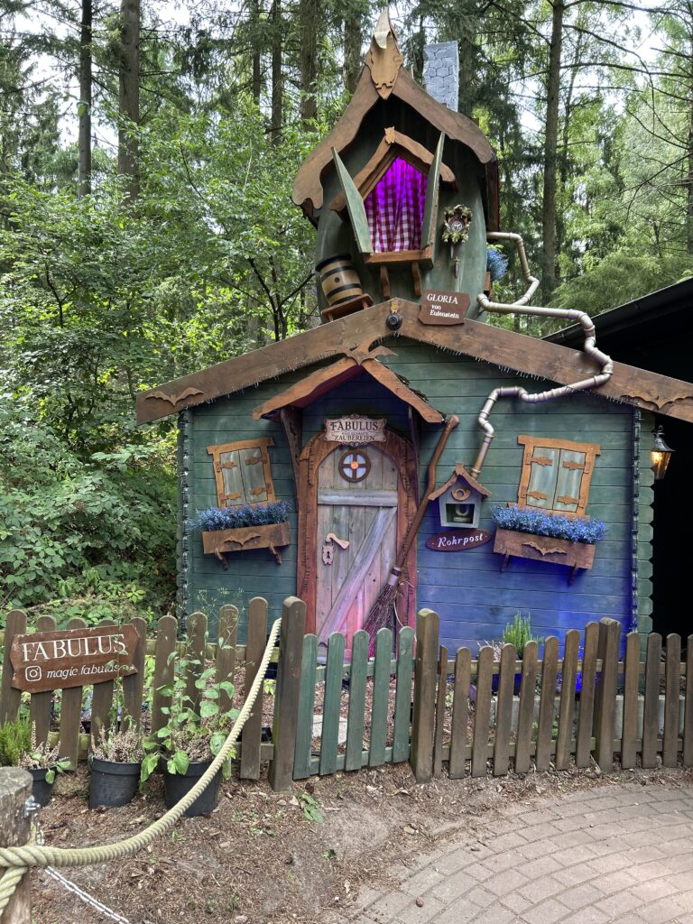 Magic Park mit Kind und Hund